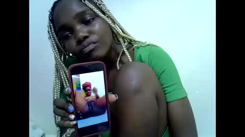 Snapshot of sweet_aly1 chatting on June 7, 2026, 10:02 pm Alice online show from June 7, 2026, 10:02 pm