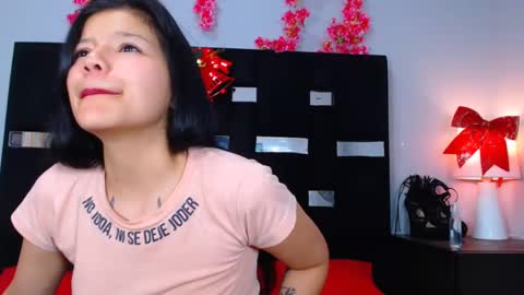 antonella online show from December 31, 2024, 4:57 pm