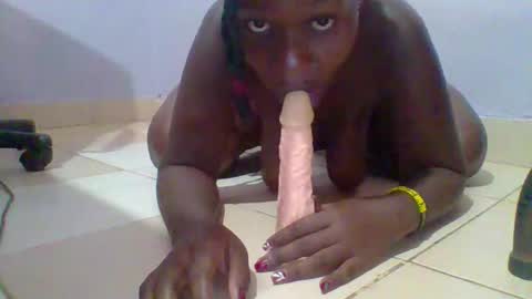 Snapshot of sweet_arianna_ chatting on March 11, 2025, 6:19 pm timaya online show from March 11, 2025, 6:19 pm