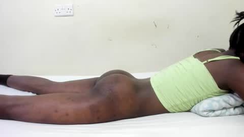 sweet_arya1 online show from November 17, 2025, 10:59 pm