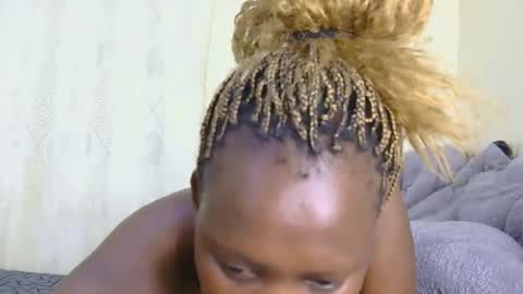 Snapshot of sweet_babees chatting on May 13, 2026, 1:03 am sweetheart online show from May 13, 2026, 1:03 am