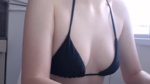 Snapshot of sweet_baby_kate chatting on November 24, 2025, 8:25 am Kate and Erica online show from November 24, 2025, 8:25 am