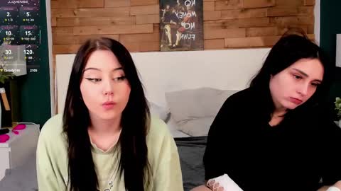 My name is Margo Please Thumbs up me   online show from March 2, 2025, 8:07 pm