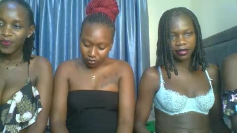 Camila online show from December 20, 2025, 11:06 am