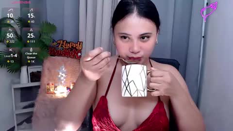 sweet_candyxz online show from October 26, 2025, 4:02 pm
