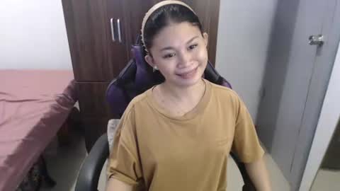 Snapshot of sweet_cassyxx chatting on February 9, 2026, 3:27 pm sweet_cassyxx online show from February 9, 2026, 3:27 pm