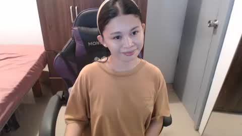 Snapshot of sweet_cassyxx chatting on February 15, 2026, 12:25 pm sweet_cassyxx online show from February 15, 2026, 12:25 pm