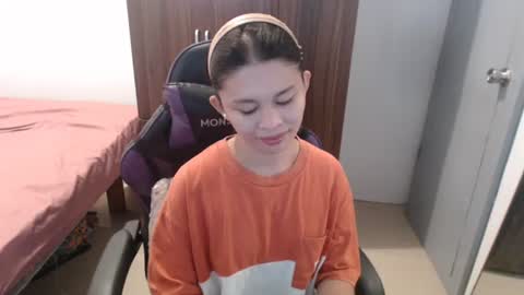 Snapshot of sweet_cassyxx chatting on February 17, 2026, 4:24 pm sweet_cassyxx online show from February 17, 2026, 4:24 pm