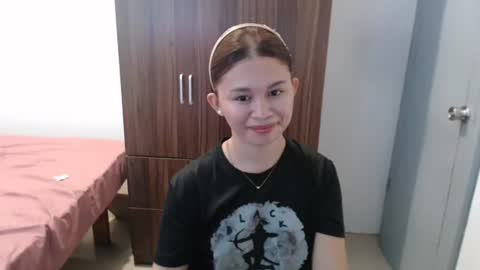 Snapshot of sweet_cassyxx chatting on February 27, 2026, 9:31 am sweet_cassyxx online show from February 27, 2026, 9:31 am