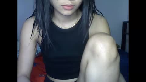 Snapshot of sweet_chantalle chatting on January 11, 2025, 9:26 am sweet_chantalle online show from January 11, 2025, 9:26 am