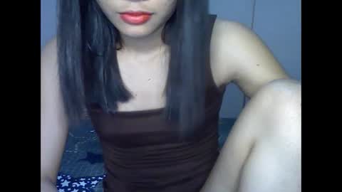 Snapshot of sweet_chantalle chatting on February 3, 2025, 8:24 am sweet_chantalle online show from February 3, 2025, 8:24 am