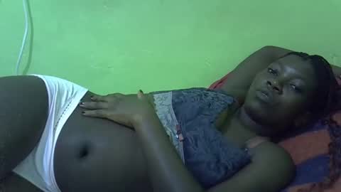 sweet_cherie1 online show from April 5, 2026, 5:21 pm