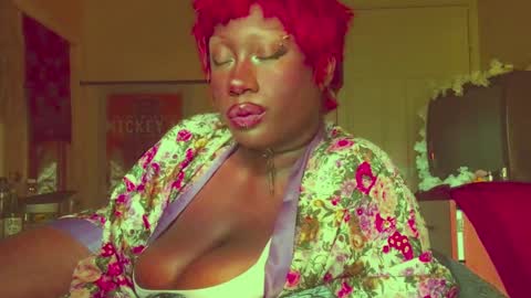 SweetDahlia online show from September 27, 2025, 6:35 pm