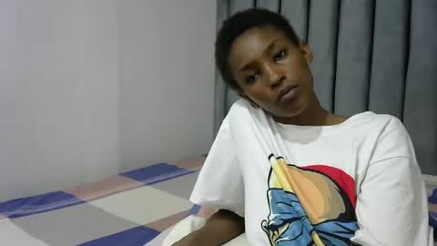 sweet_freaky online show from February 3, 2026, 2:53 am