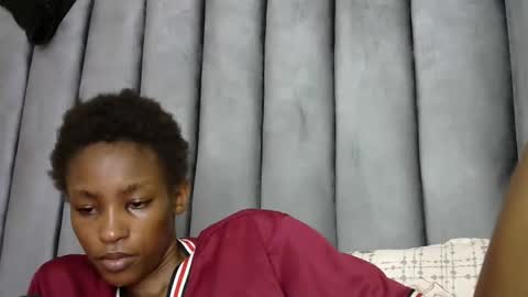 sweet_freaky online show from April 1, 2026, 4:37 pm