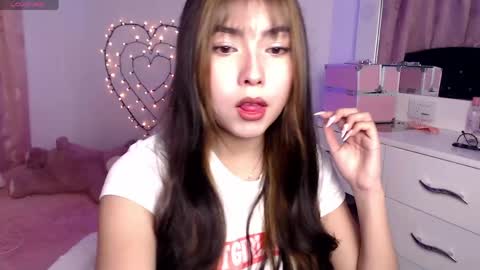 Hannah online show from April 13, 2026, 3:01 am