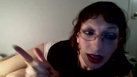 sweet_harvey online show from April 1, 2026, 11:24 pm