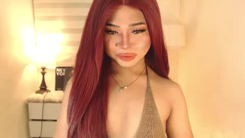 Snapshot of sweet_hoelly chatting on January 28, 2025, 12:43 pm Slutty Shannel online show from January 28, 2025, 12:43 pm