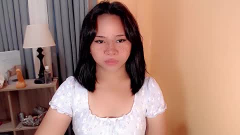 Snapshot of sweet_hoelly chatting on September 9, 2025, 8:14 am Slutty Shannel online show from September 9, 2025, 8:14 am