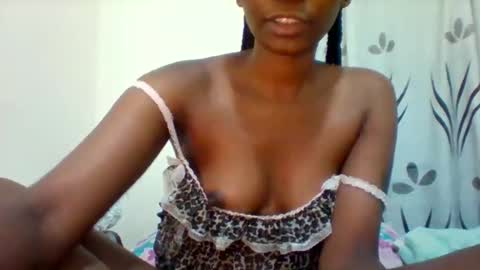 sweet_jovial online show from October 14, 2025, 1:28 am