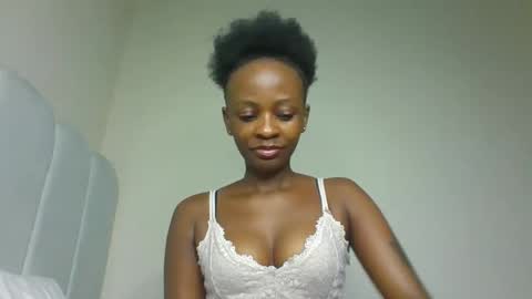 sweet_jovial online show from May 18, 2026, 5:19 pm