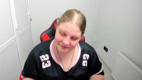Karla online show from June 8, 2026, 1:11 pm