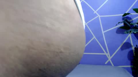 Snapshot of sweet_kendallxxxx chatting on December 16, 2024, 7:21 pm Nicahhh online show from December 16, 2024, 7:21 pm