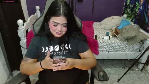 elizabeth grey online show from February 14, 2026, 12:51 am