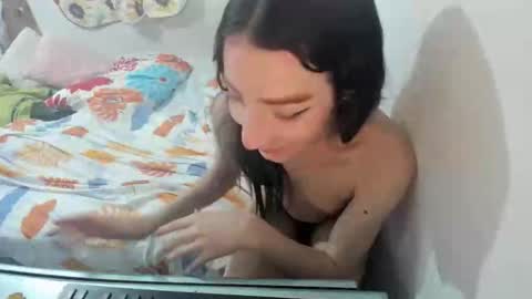 Snapshot of sweet_kitty_777 chatting on November 28, 2025, 4:48 am sweet_kitty_777 online show from November 28, 2025, 4:48 am