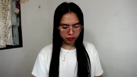 sweet_kyline69 online show from November 9, 2025, 4:38 pm