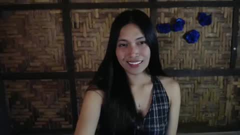 sweet_lady14 online show from June 1, 2026, 6:09 pm
