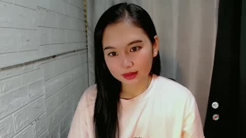 LAIKA online show from February 15, 2025, 6:01 pm