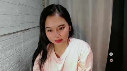 LAIKA online show from February 15, 2025, 9:37 pm