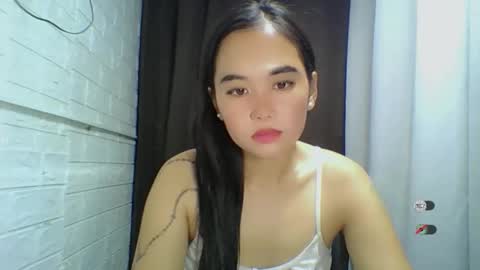 LAIKA online show from September 9, 2025, 1:38 am