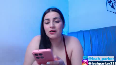 Leah online show from September 19, 2025, 1:40 am