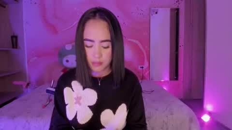 Lemarie online show from December 2, 2025, 12:43 pm