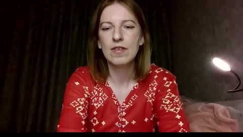 sweet_lilbunny online show from December 19, 2025, 4:03 pm