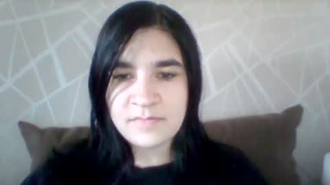 Snapshot of sweet_love2223 chatting on June 12, 2026, 9:52 am sweet_love2223 online show from June 12, 2026, 9:52 am