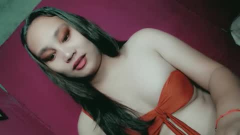 Snapshot of sweet_lover5 chatting on September 15, 2025, 2:17 pm SWEET LOVE online show from September 15, 2025, 2:17 pm