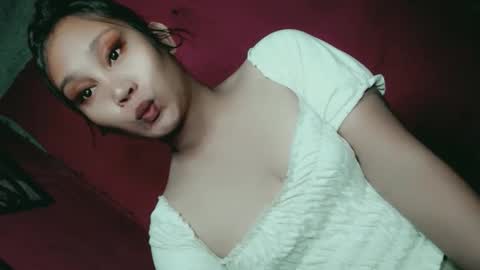 Snapshot of sweet_lover5 chatting on October 7, 2025, 12:13 pm SWEET LOVE online show from October 7, 2025, 12:13 pm