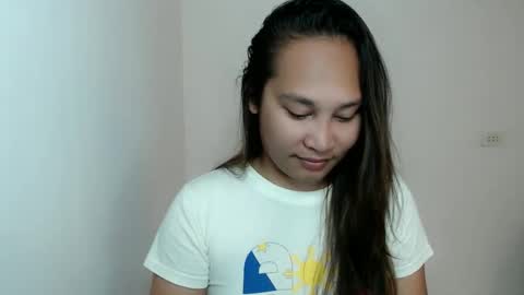 Snapshot of sweet_lover5 chatting on February 2, 2026, 12:59 pm SWEET LOVE online show from February 2, 2026, 12:59 pm