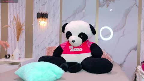 Snapshot of sweet_mafee chatting on December 23, 2025, 5:27 am sweet_mafee online show from December 23, 2025, 5:27 am