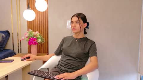 Snapshot of sweet_mafee chatting on February 4, 2026, 5:30 pm sweet_mafee online show from February 4, 2026, 5:30 pm