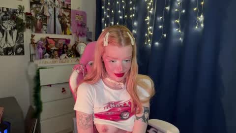 Melissa. Join me on Fansly link in social medias online show from December 18, 2024, 4:17 pm