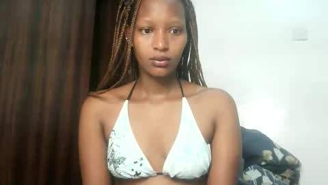 Linda online show from January 19, 2026, 1:42 am