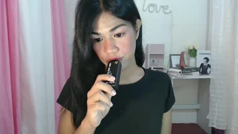 Melon online show from December 10, 2024, 9:33 pm