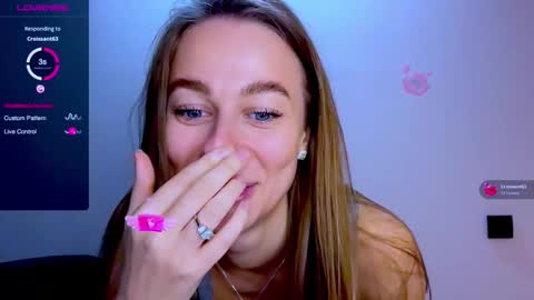 Mia online show from February 22, 2026, 1:09 pm