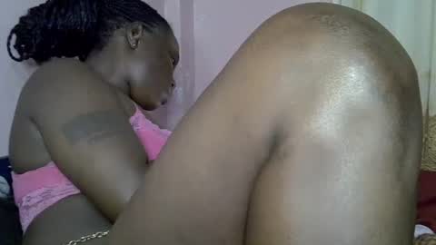 Lisa online show from November 21, 2025, 7:01 pm