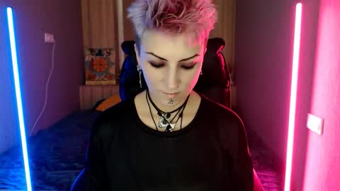 sweet_n_strong online show from January 7, 2026, 12:18 pm