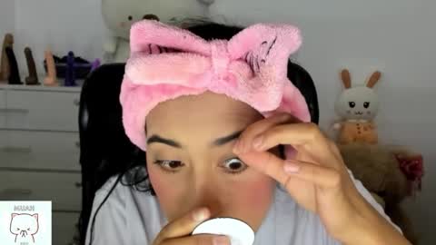 Nhaomy online show from October 2, 2025, 9:00 pm